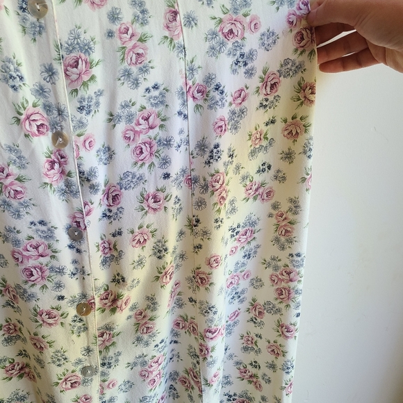 Vintage Ditsy Floral Button Up Maxi Dress - Picture 8 of 14